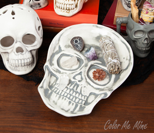Edina - Color Me Mine Vintage Skull Plate